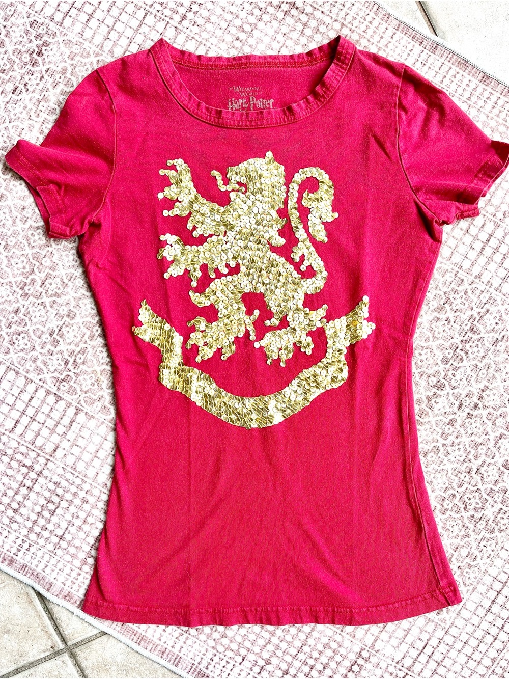 Harry Potter Griffindor Universal Studio Shirt Gold Sequins Used Women’s Small